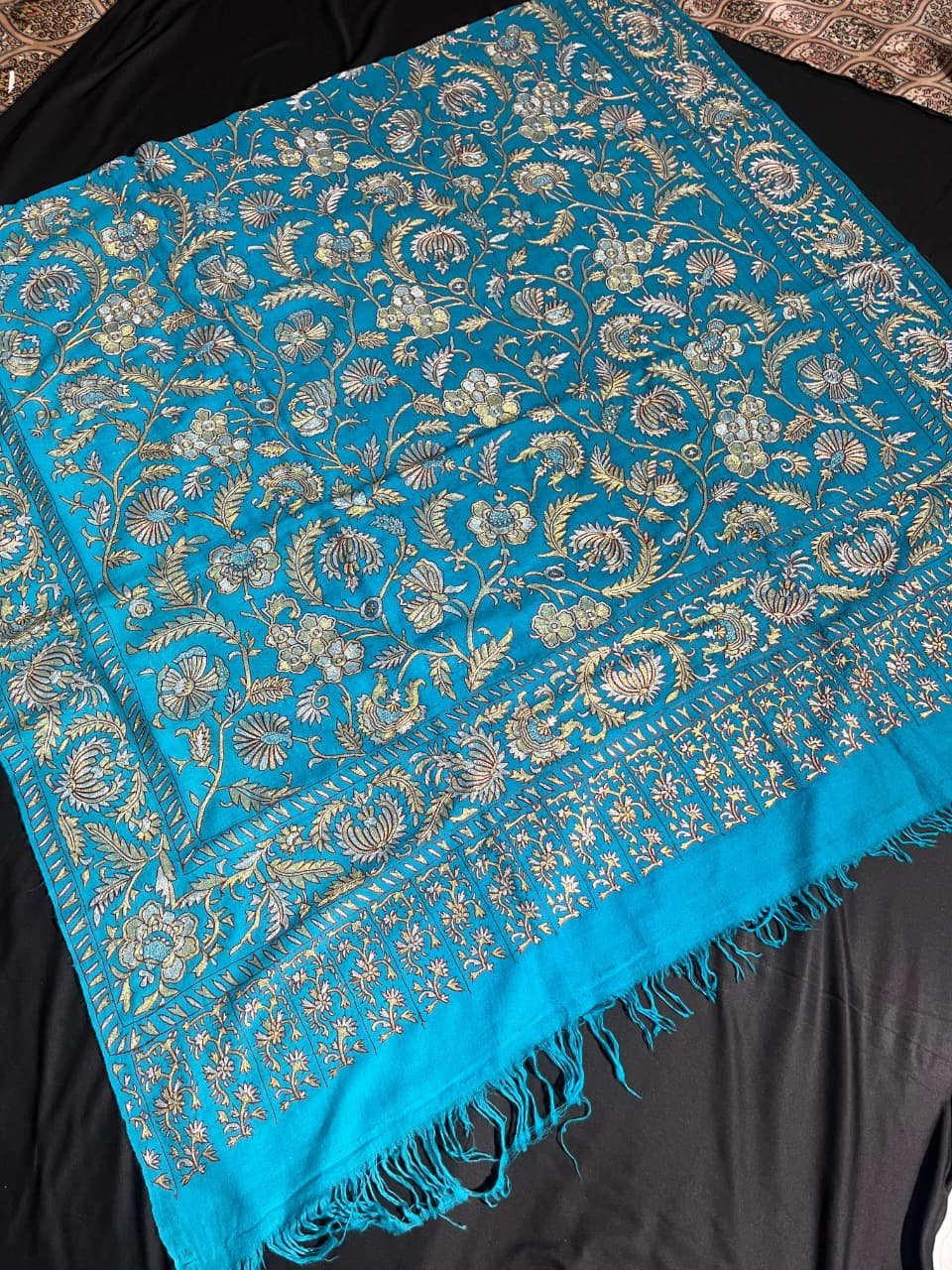 KB SHAWLS whatsapp image 2026 05 19 at 4.44.33 pm (1)
